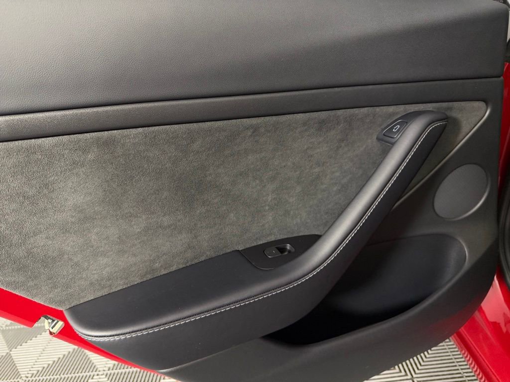 Used 2022 Tesla Model 3 image 27
