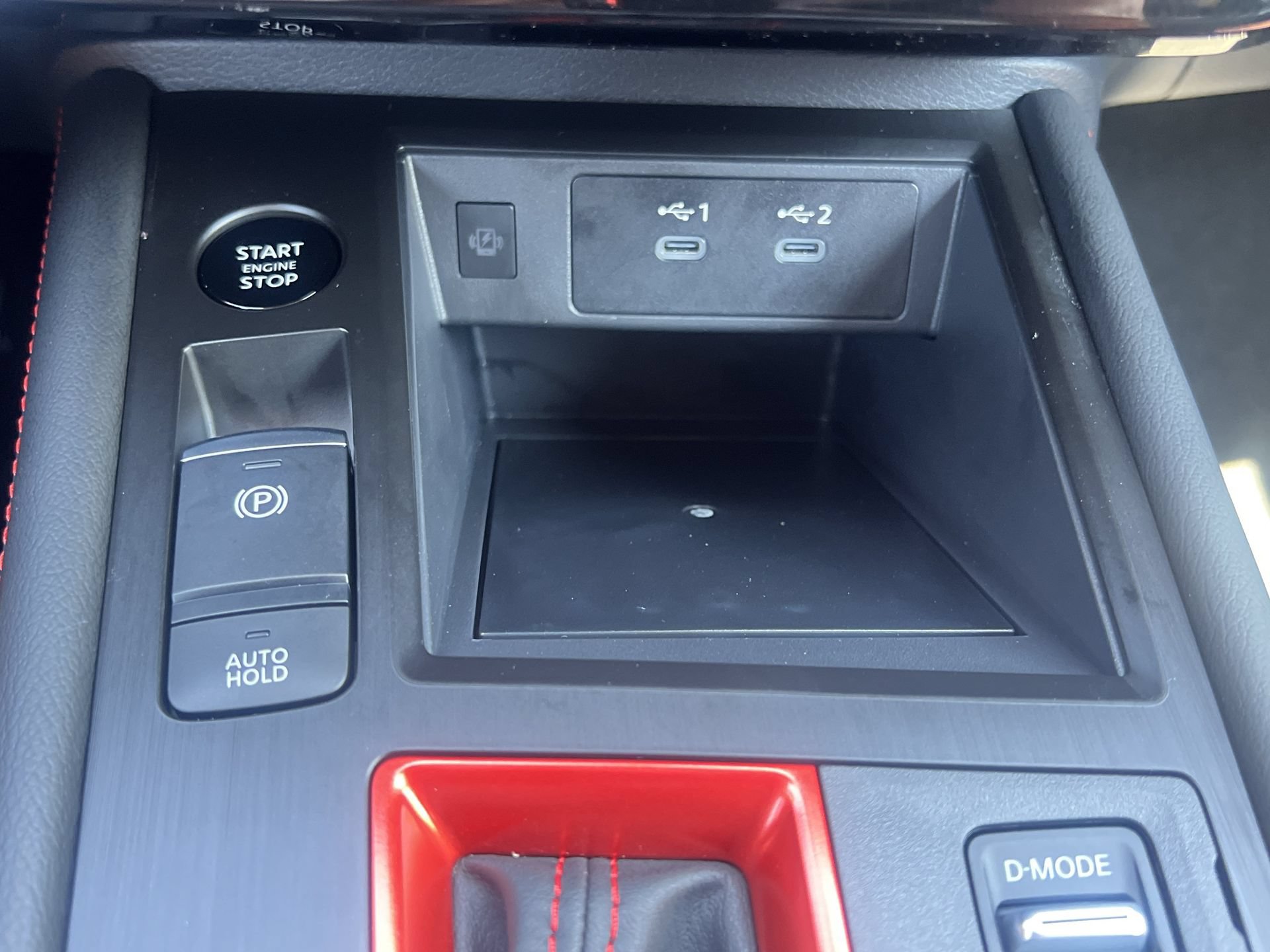 Certified 2025 Nissan Kicks SR FWD image 7