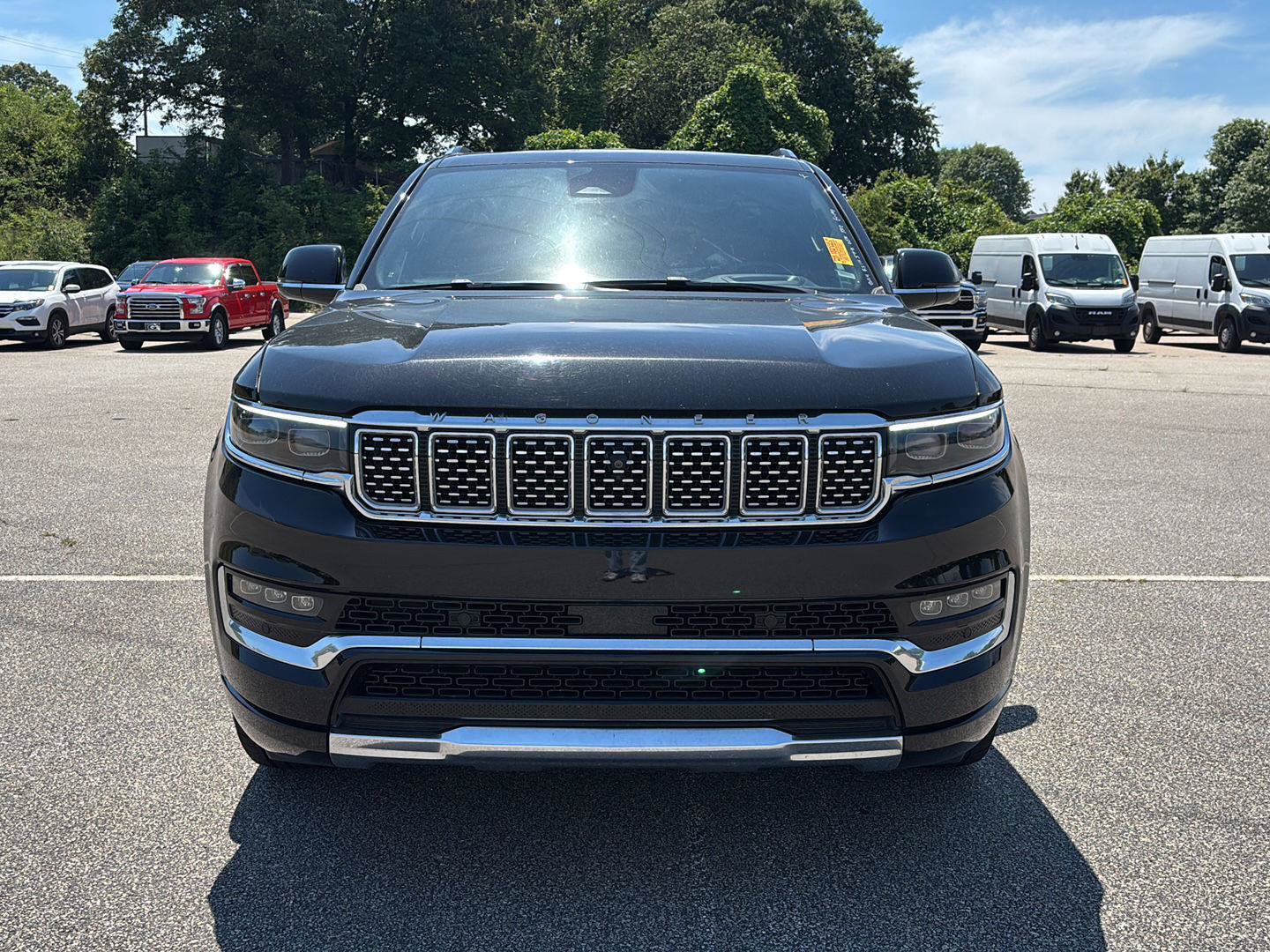 Used 2024 Jeep Grand Wagoneer L 4WD image 2