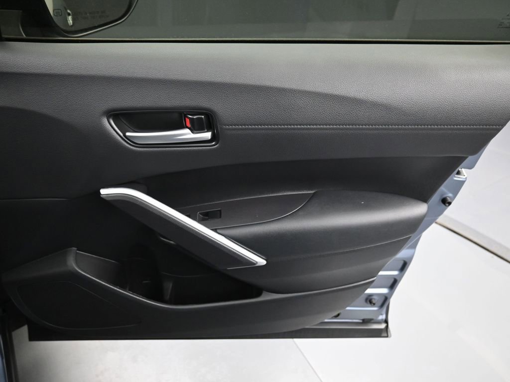 Used 2024 Toyota Corolla Cross XSE w/ Convenience Package image 37