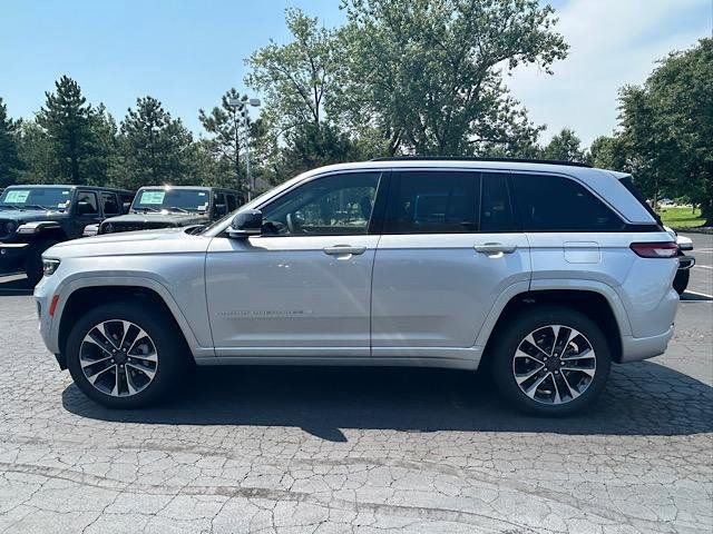 New 2025 Jeep Grand Cherokee Overland image 5