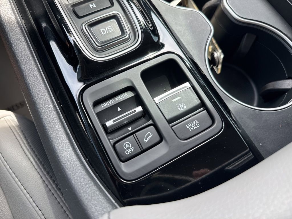 Certified 2023 Honda Pilot Touring image 24