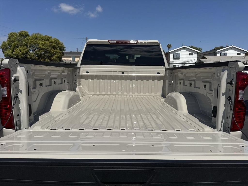 New 2026 Chevrolet Silverado 2500 Custom w/ Custom Value Package AWD/4WD image 27