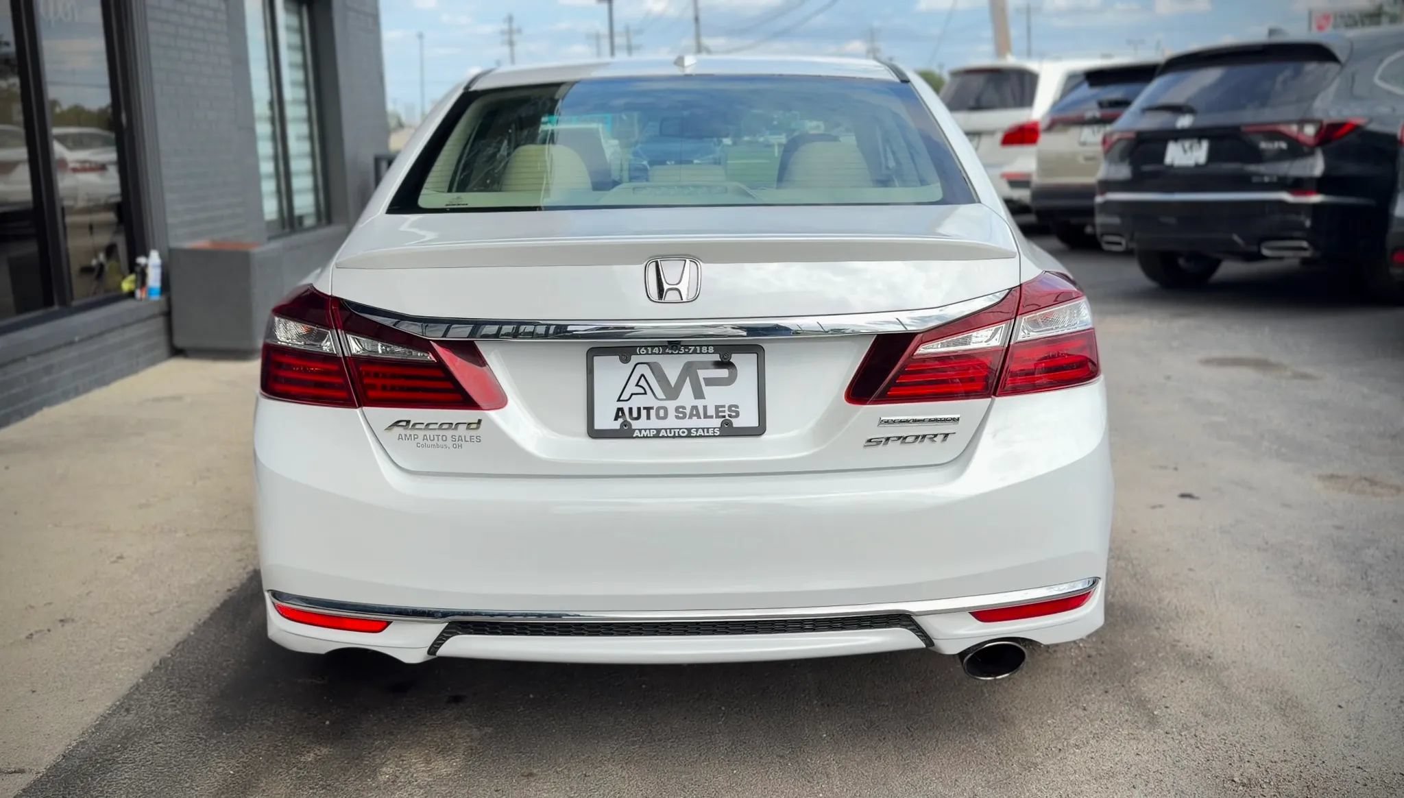 Used 2017 Honda Accord EX-L image 3