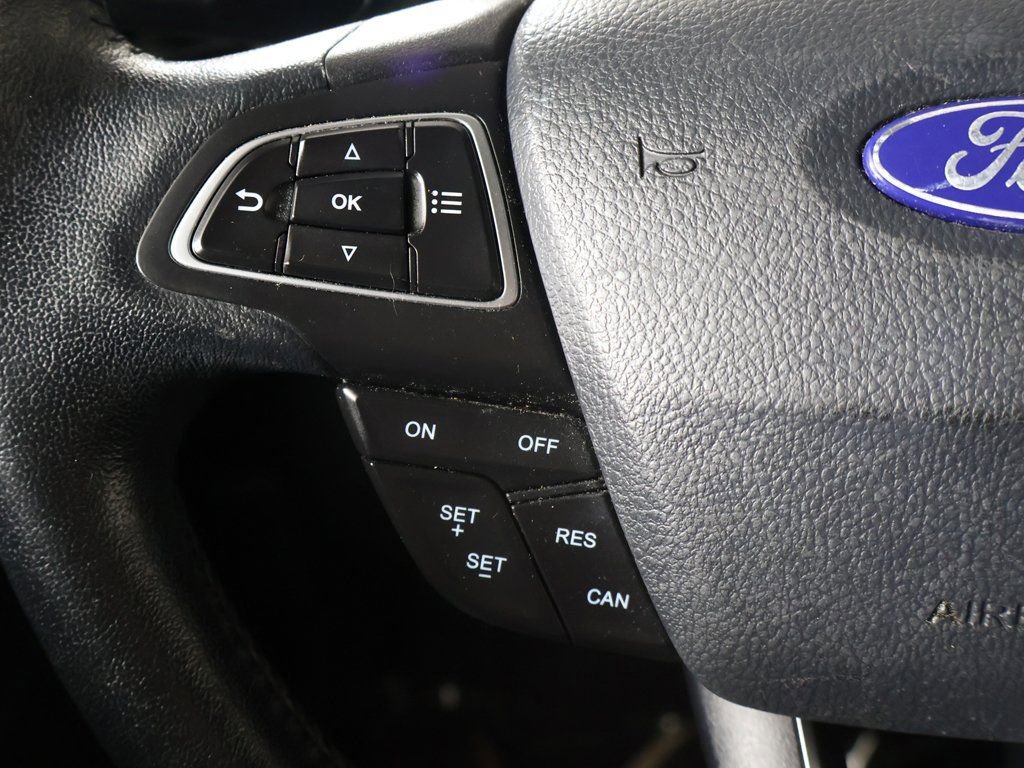 Used 2018 Ford EcoSport SE w/ SE Convenience Package image 40