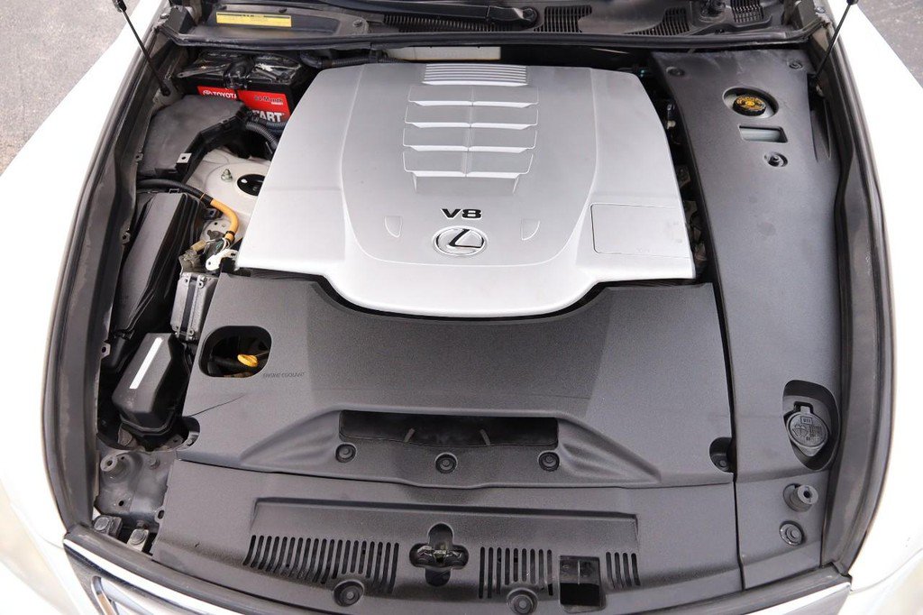 Used 2012 Lexus LS 460 w/ Comfort Pkg RWD image 31