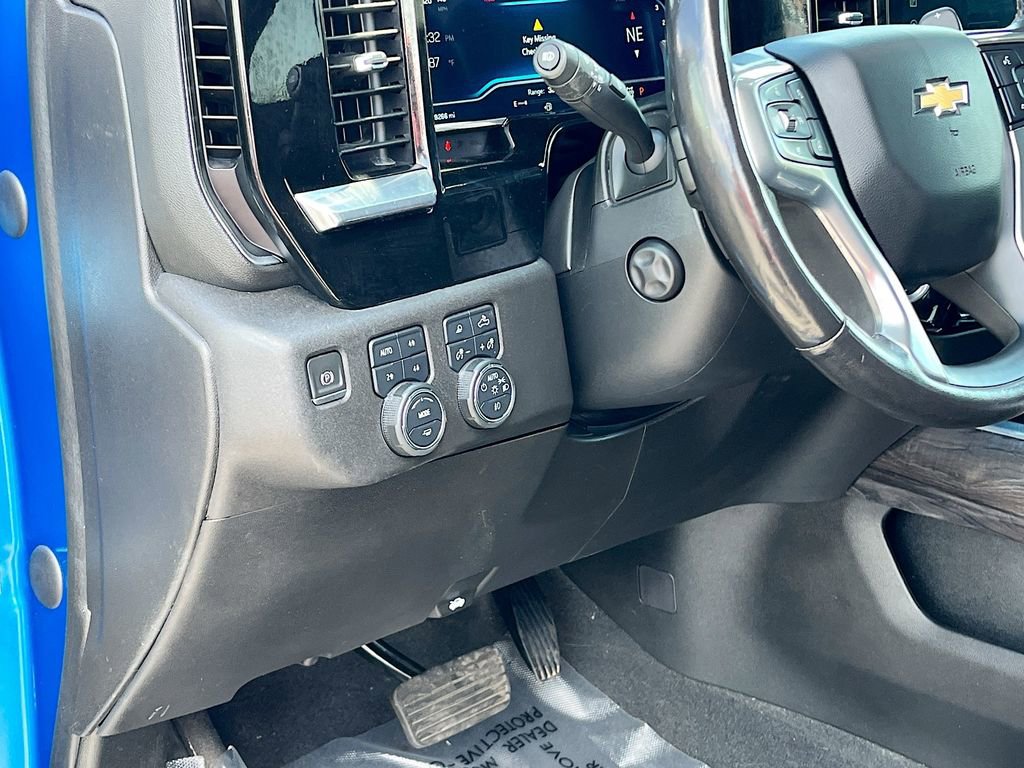 Used 2022 Chevrolet Silverado 1500 LTZ w/ LTZ Convenience Package II AWD/4WD image 10