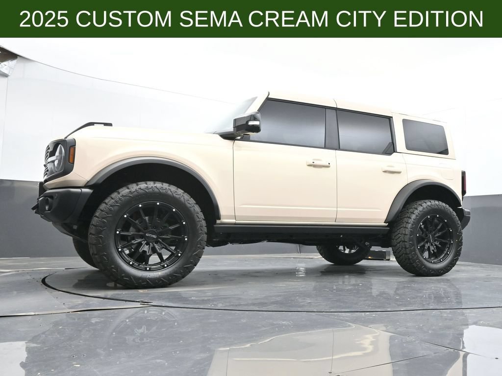 New 2025 Ford Bronco Badlands AWD/4WD image 41