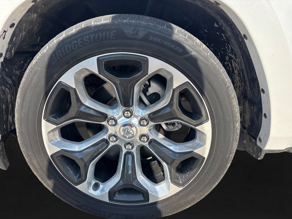 Used 2024 RAM 1500 Limited AWD/4WD image 9