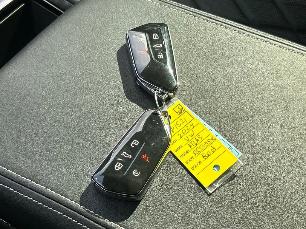 Used 2024 Volkswagen Atlas SEL Premium R-Line AWD/4WD image 61