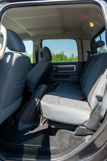 Used 2017 RAM 2500 Big Horn w/ Black Appearance Group AWD/4WD image 10