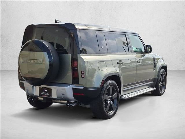 Used 2024 Land Rover Defender 110 SE AWD/4WD image 5