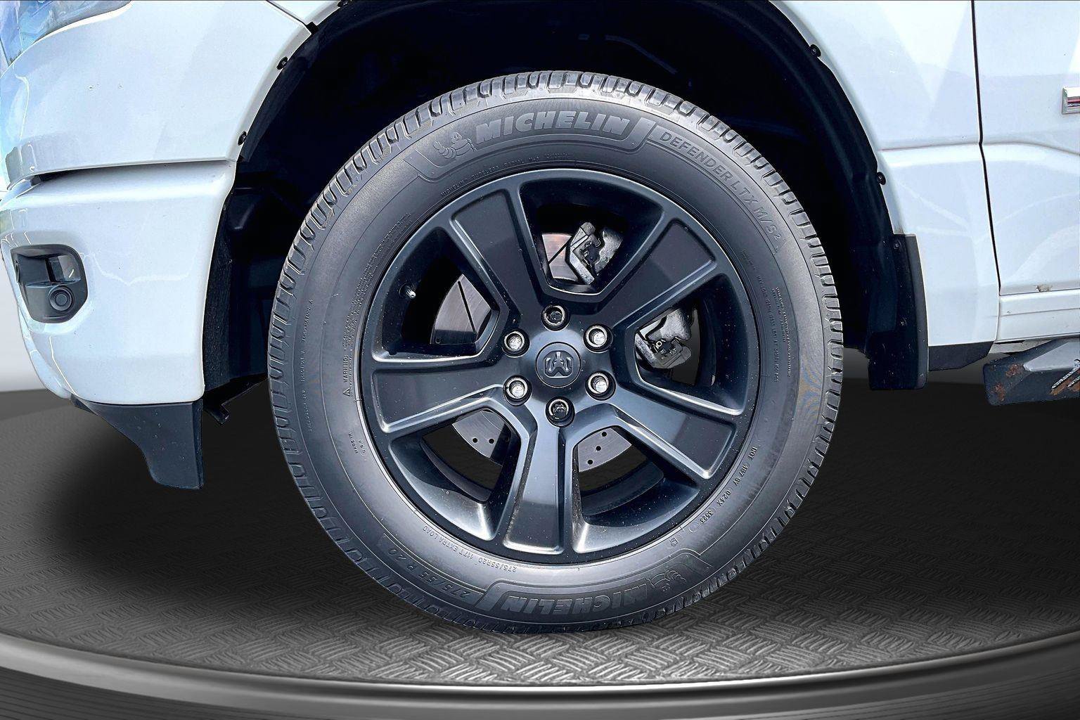 Used 2019 RAM 1500 Big Horn AWD/4WD image 10