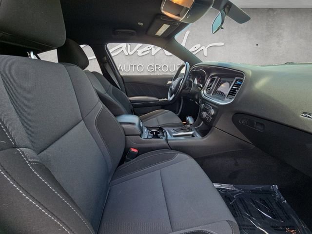 Used 2020 Dodge Charger SXT w/ Blacktop Package RWD image 24