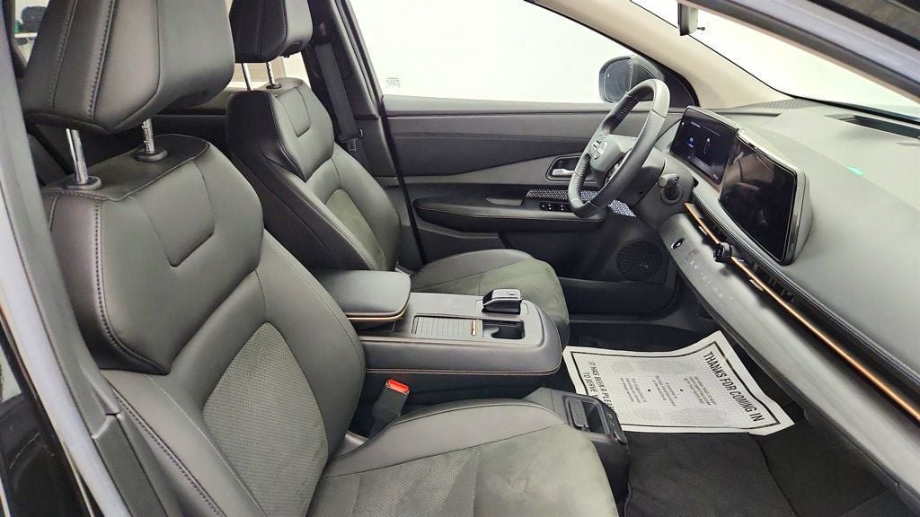 Used 2023 Nissan Ariya FWD image 22