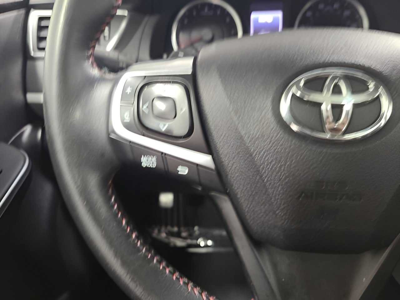Used 2015 Toyota Camry XSE w/ Advanced Technology Package FWD image 28