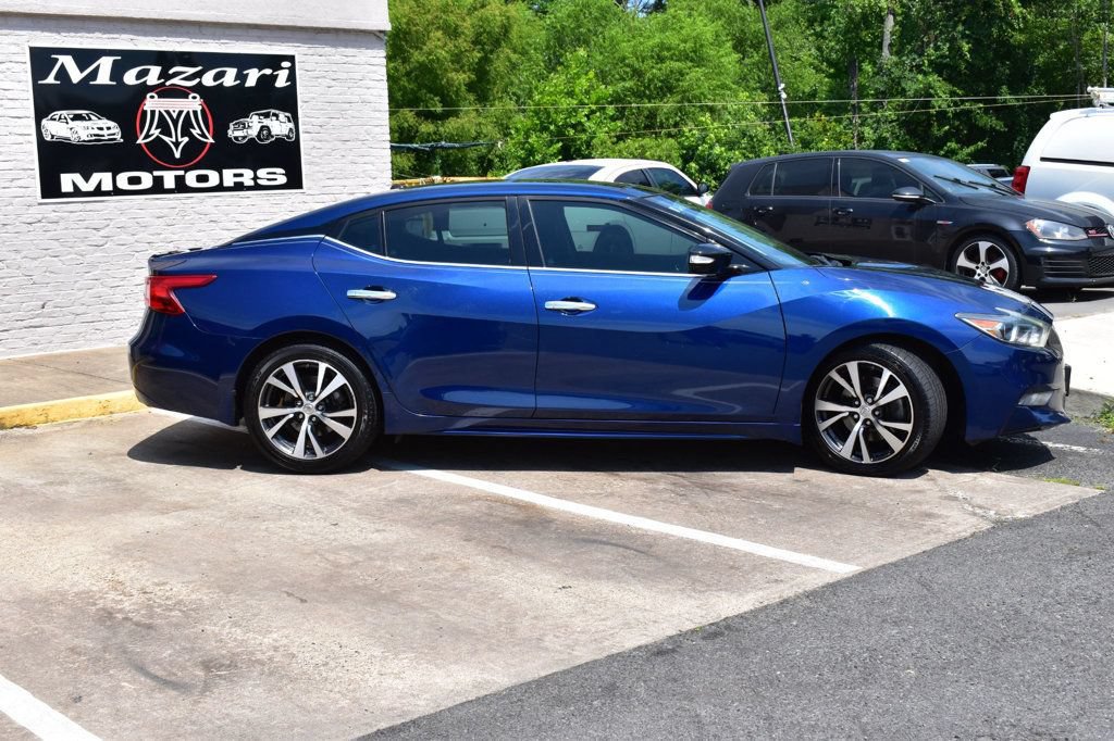 Used 2017 Nissan Maxima FWD image 4