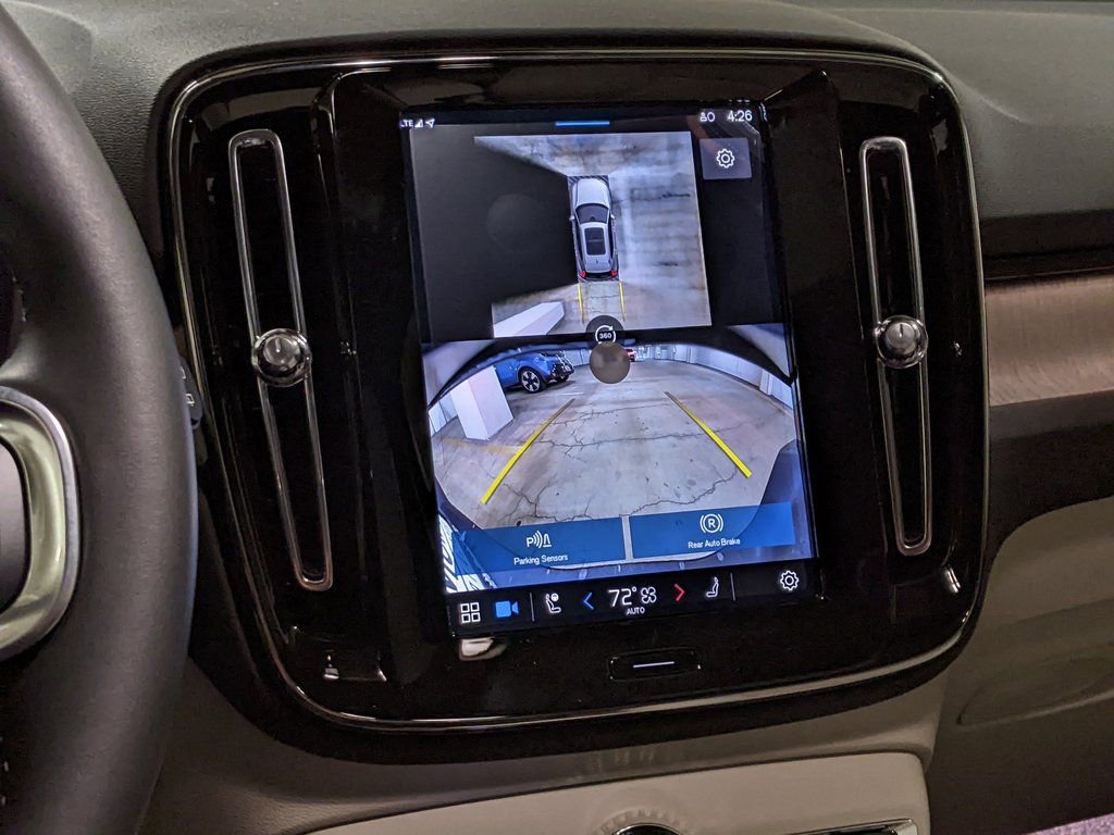 New 2025 Volvo XC40 B5 Plus w/ Protection Package Premier image 17