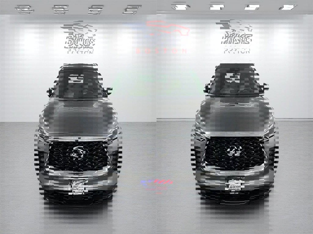 Used 2023 INFINITI QX60 Luxe image 2