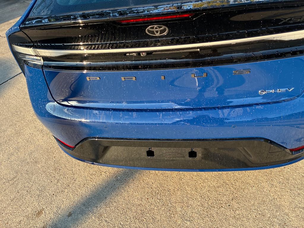 New 2026 Toyota Prius Plug-In Hybrid image 5