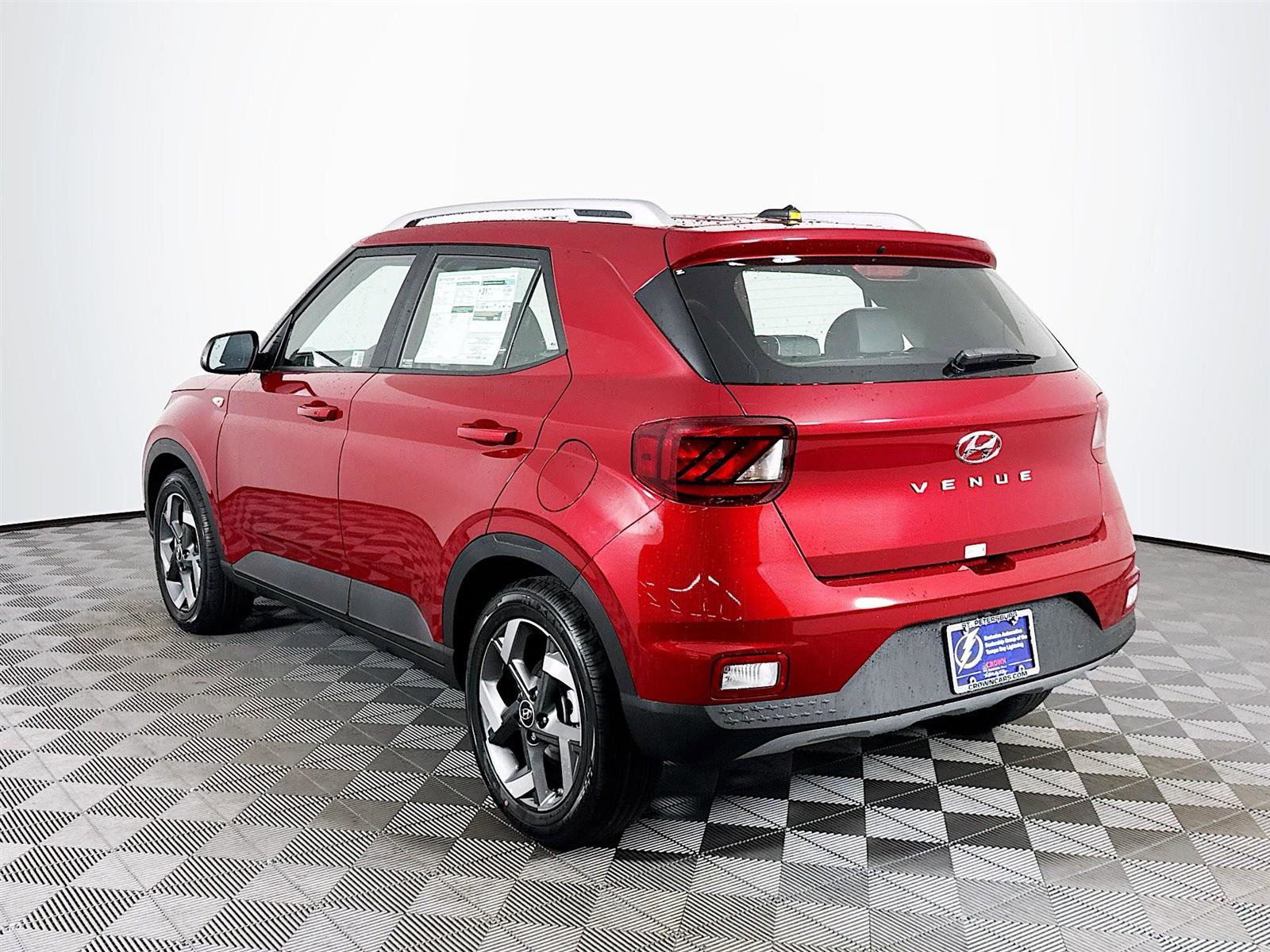 New 2025 Hyundai Venue Limited image 5