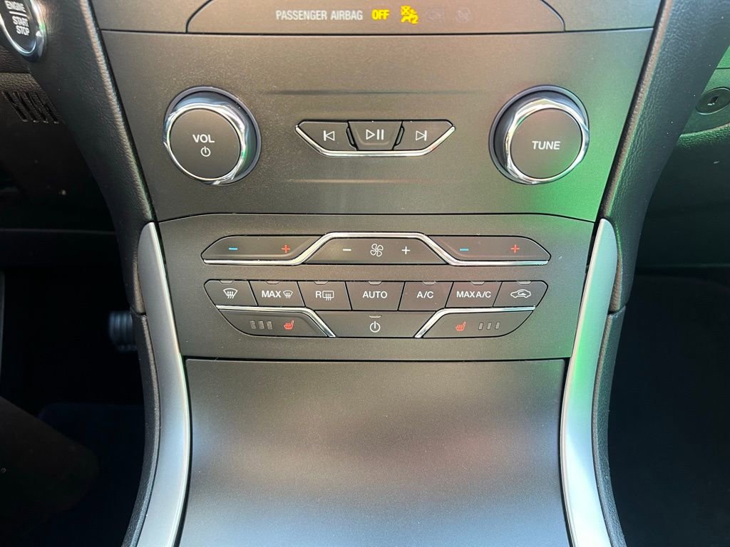 Used 2020 Ford Edge SEL w/ Convenience Package AWD/4WD image 30