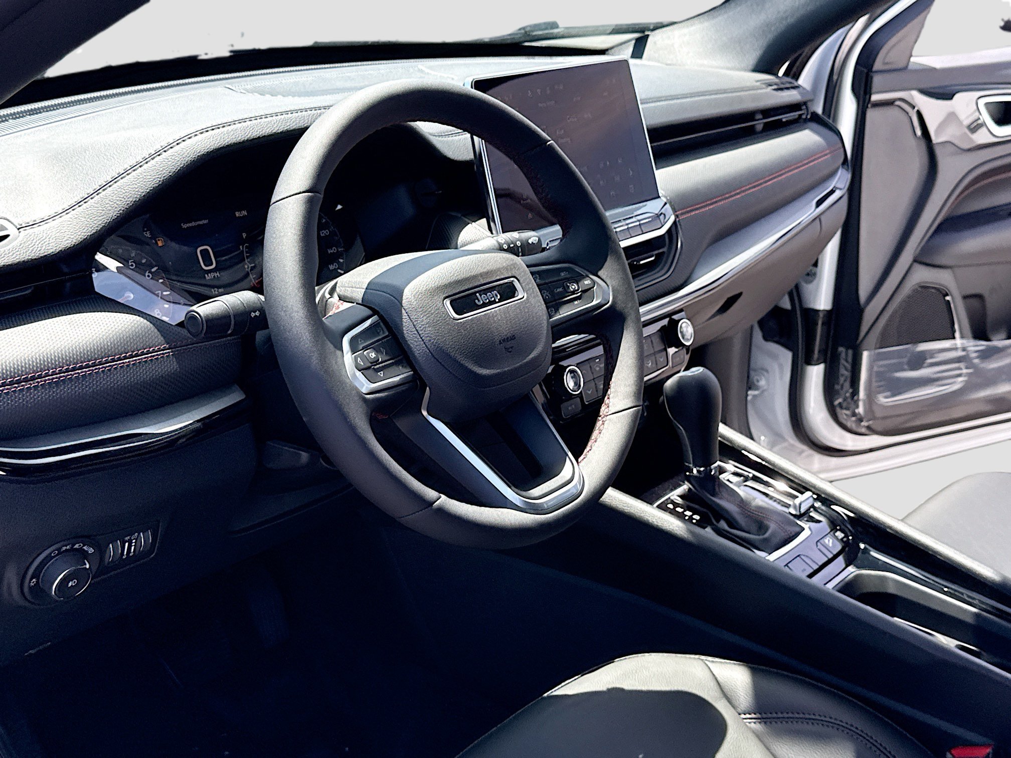 New 2026 Jeep Compass Trailhawk AWD/4WD image 4