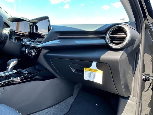 New 2026 Chevrolet Trax ACTIV w/ Sunroof Package FWD image 27