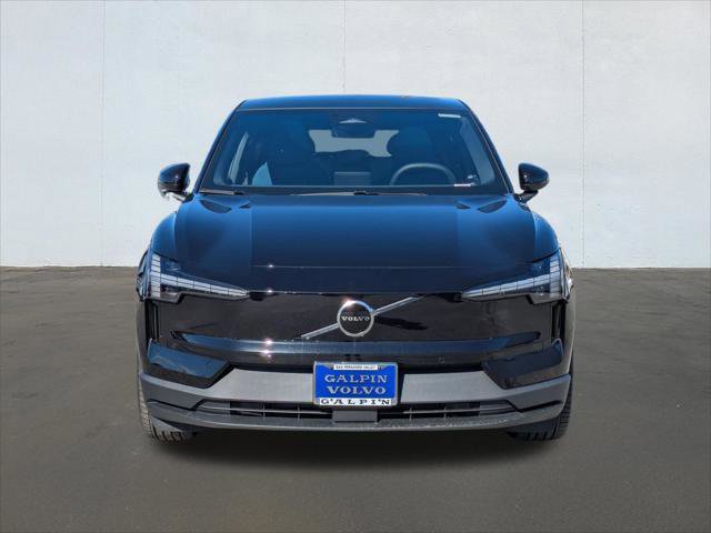 New 2026 Volvo EX30 Plus w/ Climate Package image 4