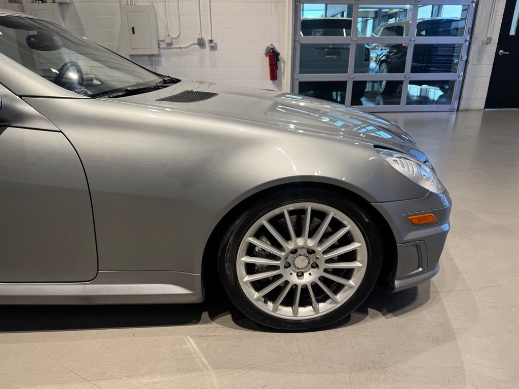 Used 2010 Mercedes-Benz SLK 300 image 9