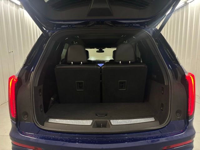 Used 2024 Cadillac XT6 Premium Luxury image 22