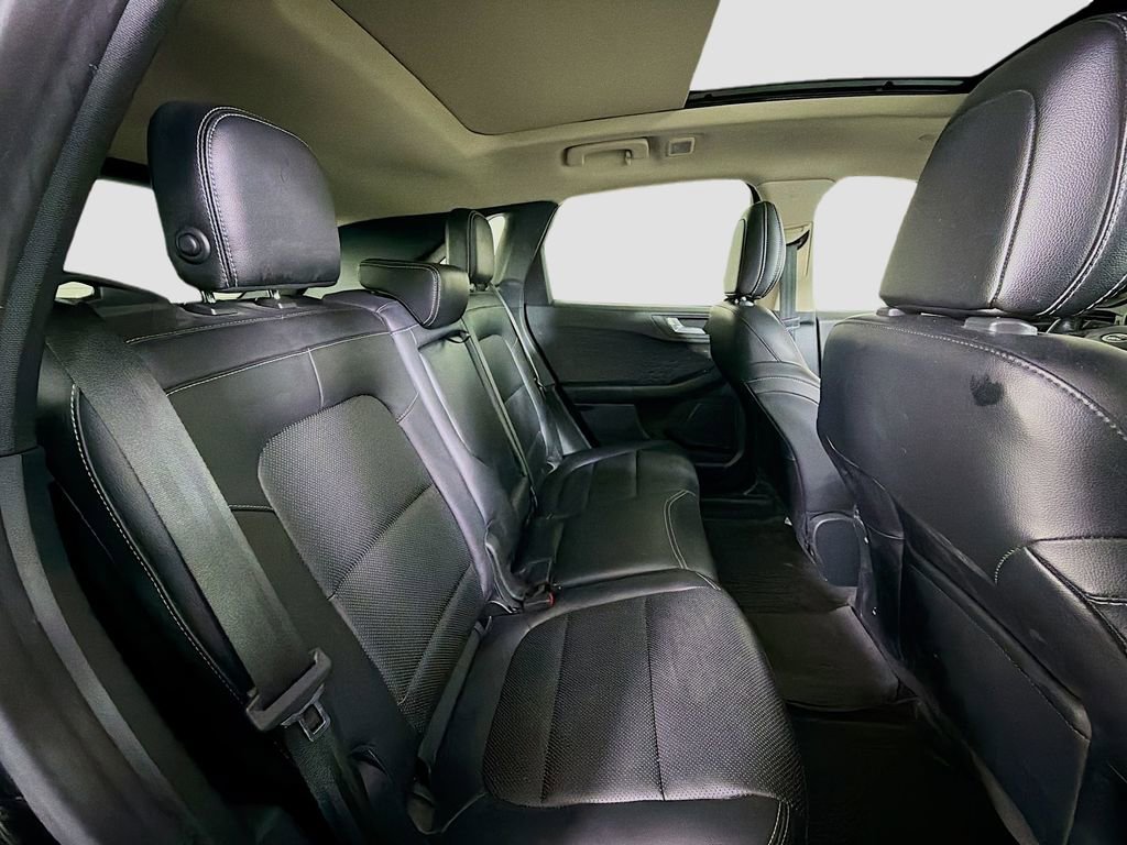 Used 2020 Ford Escape SE Sport image 26