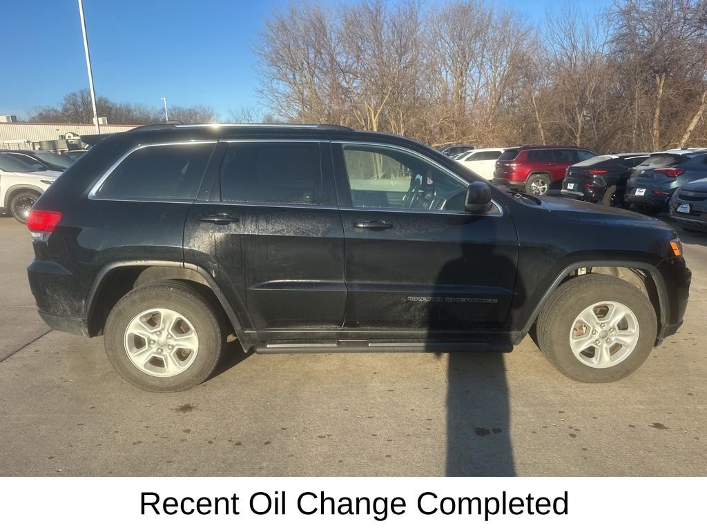 Used 2017 Jeep Grand Cherokee Laredo w/ Quick Order Package 23E image 7