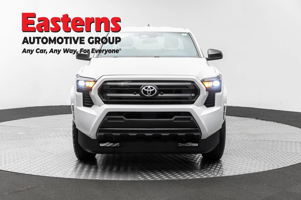 Used 2024 Toyota Tacoma SR RWD image 2