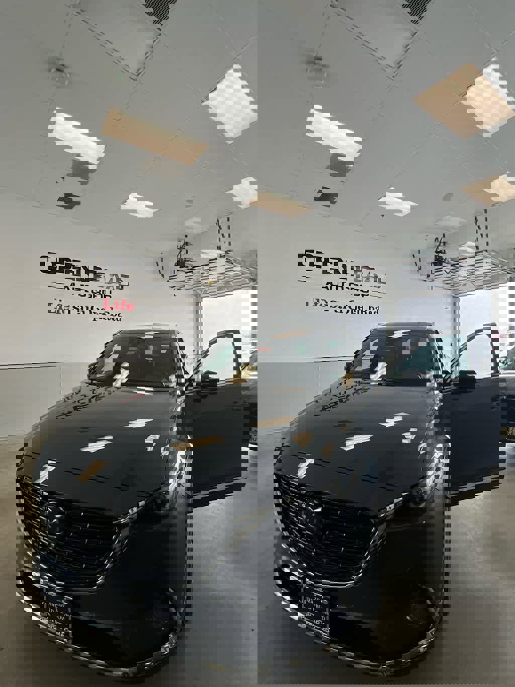 Certified 2022 MAZDA CX-9 Carbon Edition image 1