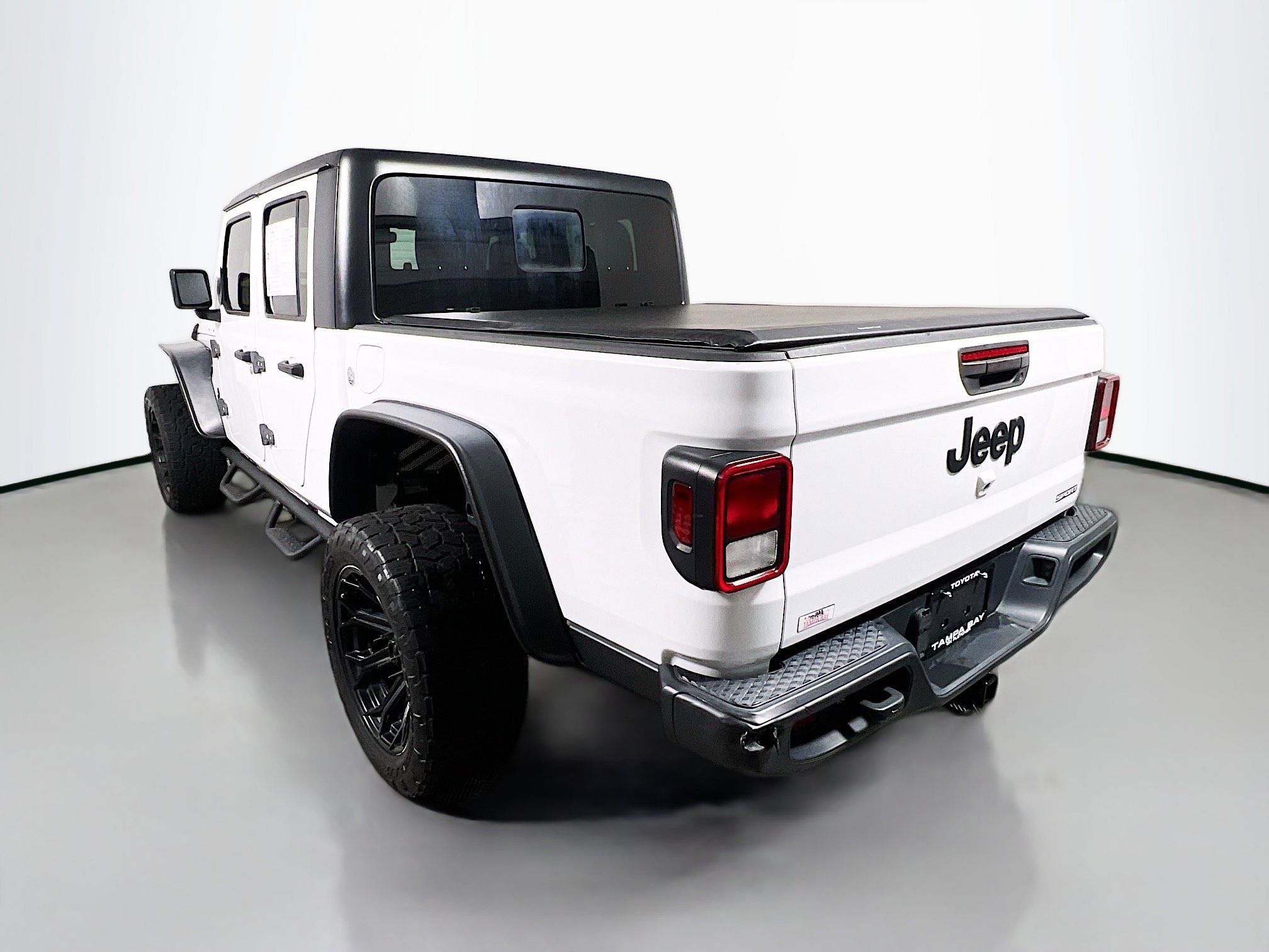 Used 2020 Jeep Gladiator Sport w/ Quick Order Package 24S image 8