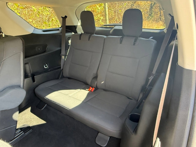 Used 2025 Ford Explorer Active image 16