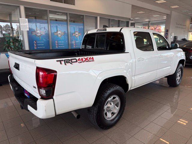Used 2021 Toyota Tacoma SR AWD/4WD image 4