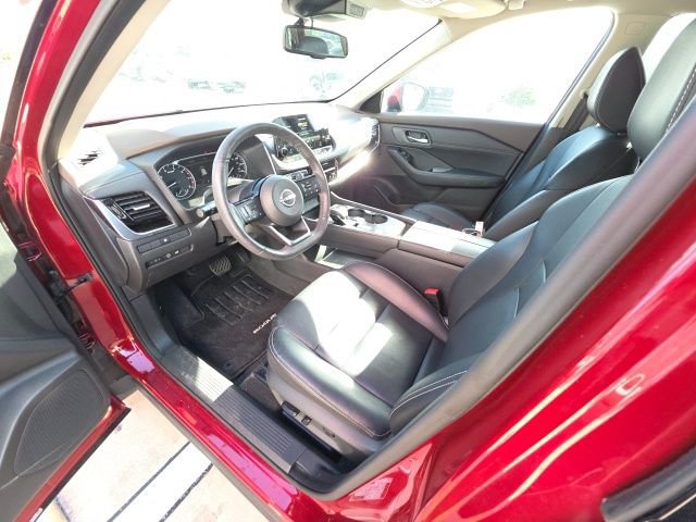 Used 2023 Nissan Rogue SL w/ SL Premium Package image 12