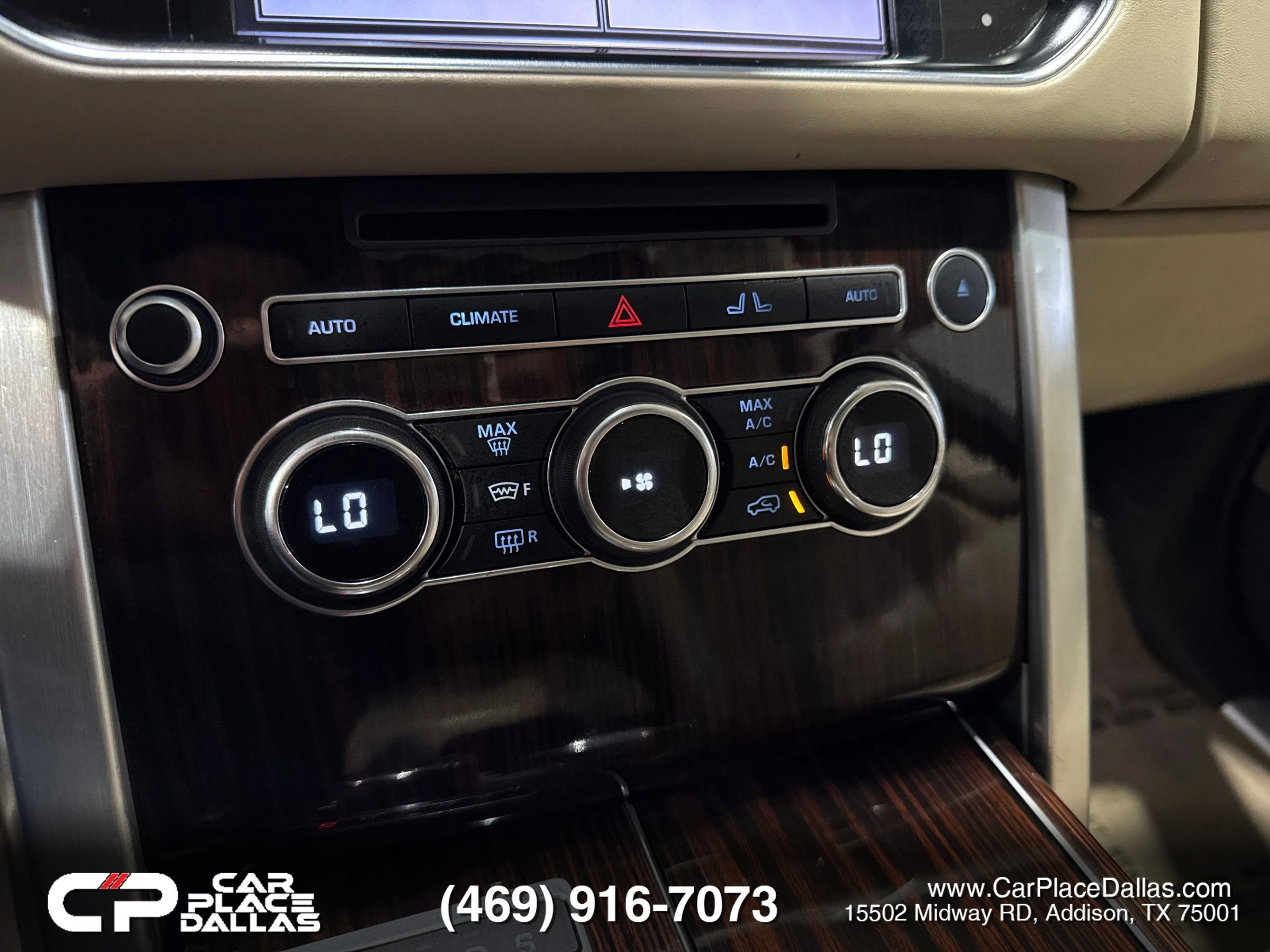 Used 2014 Land Rover Range Rover HSE AWD/4WD image 34