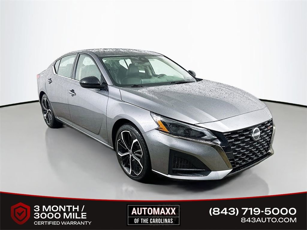 Used 2024 Nissan Altima 2.5 SR