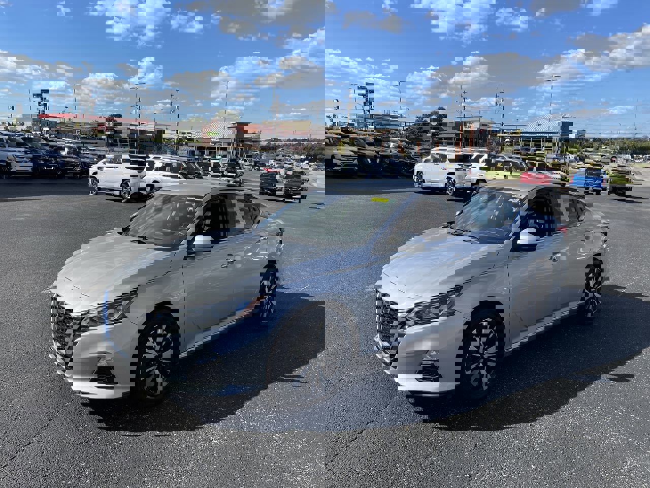 Used 2022 Nissan Altima 2.5 SV