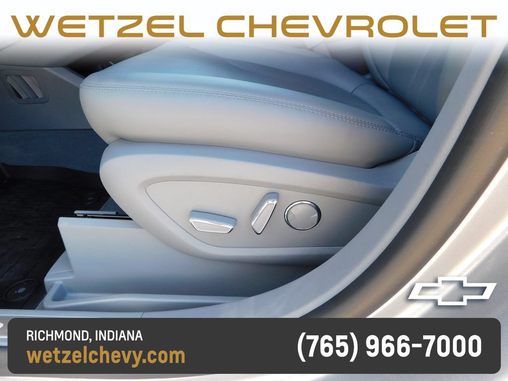 Used 2023 Lincoln Nautilus Reserve AWD/4WD image 14