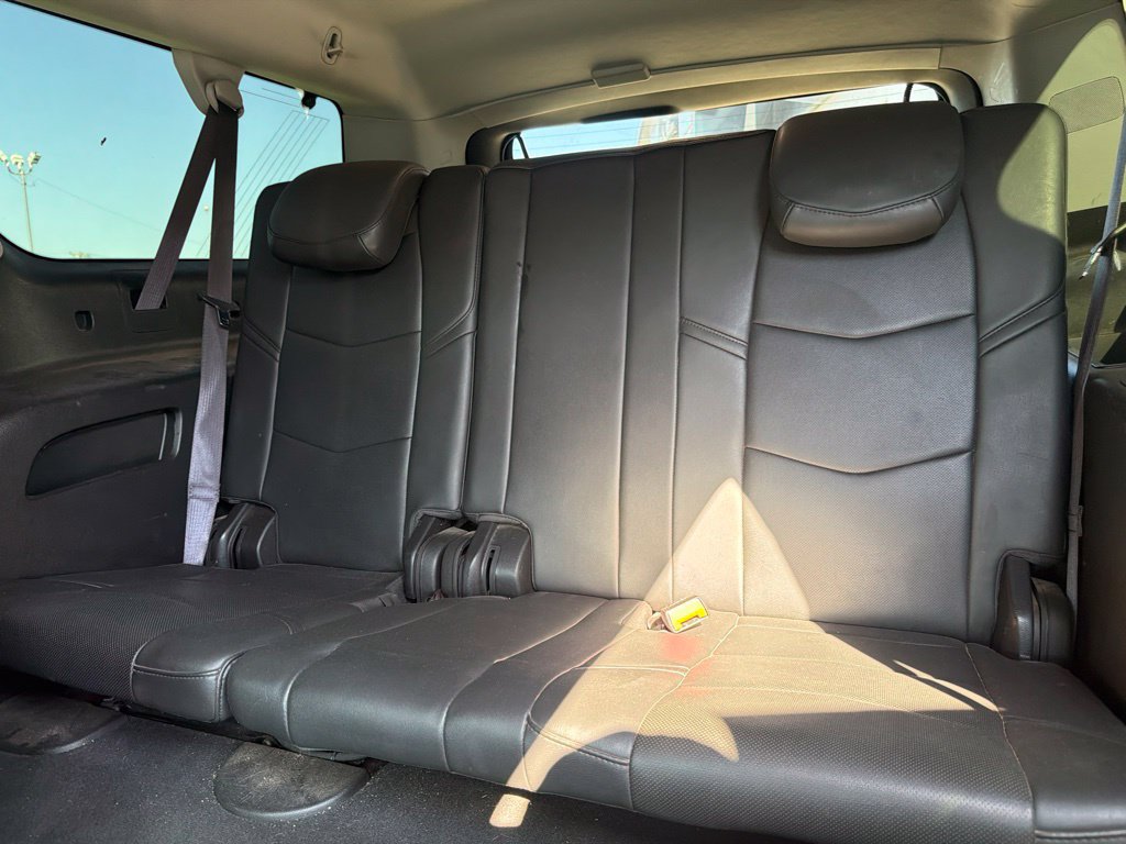 Used 2017 Cadillac Escalade ESV Premium Luxury AWD/4WD image 14