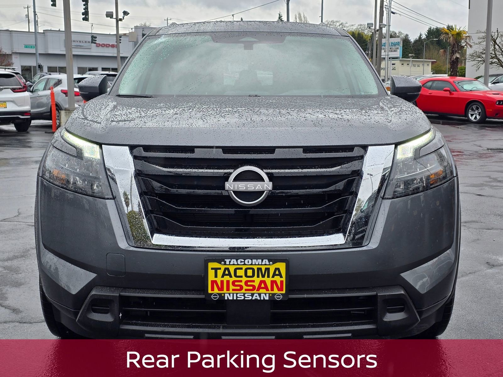 Used 2024 Nissan Pathfinder SV image 9
