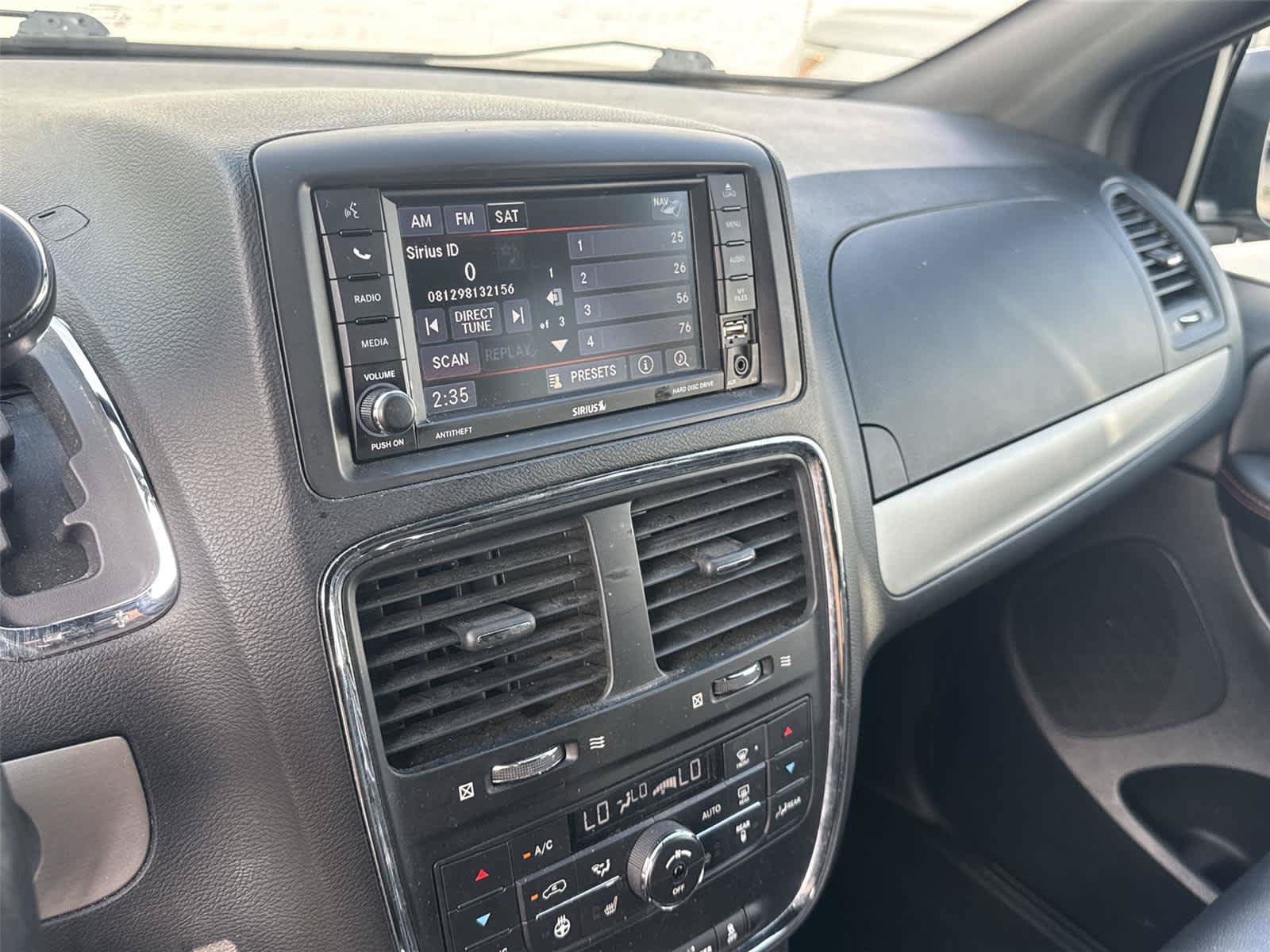 Used 2019 Dodge Grand Caravan GT FWD image 22