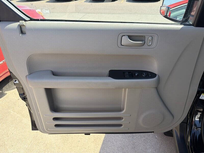 Used 2011 Honda Element LX image 13