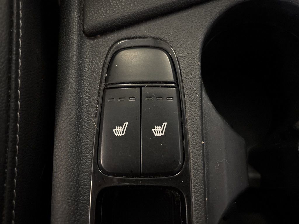 Used 2019 Kia Niro S Touring image 32