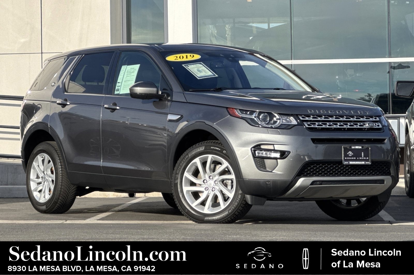 Used 2019 Land Rover Discovery Sport HSE image 1