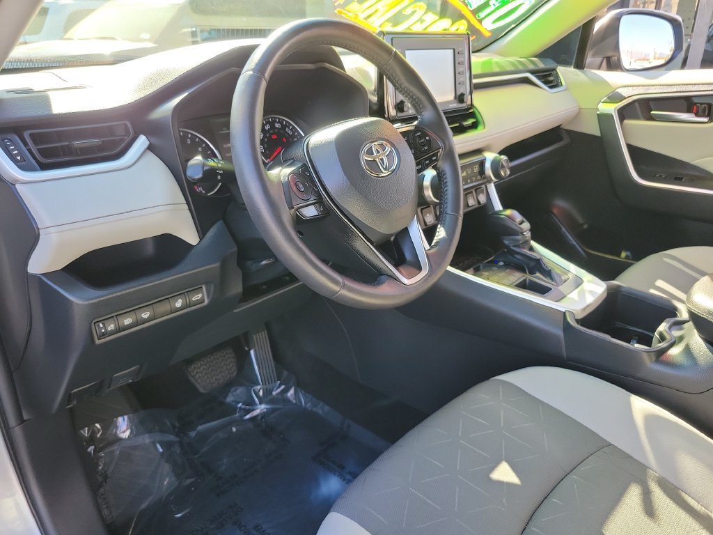 Used 2022 Toyota RAV4 XLE w/ Convenience Package AWD/4WD image 22
